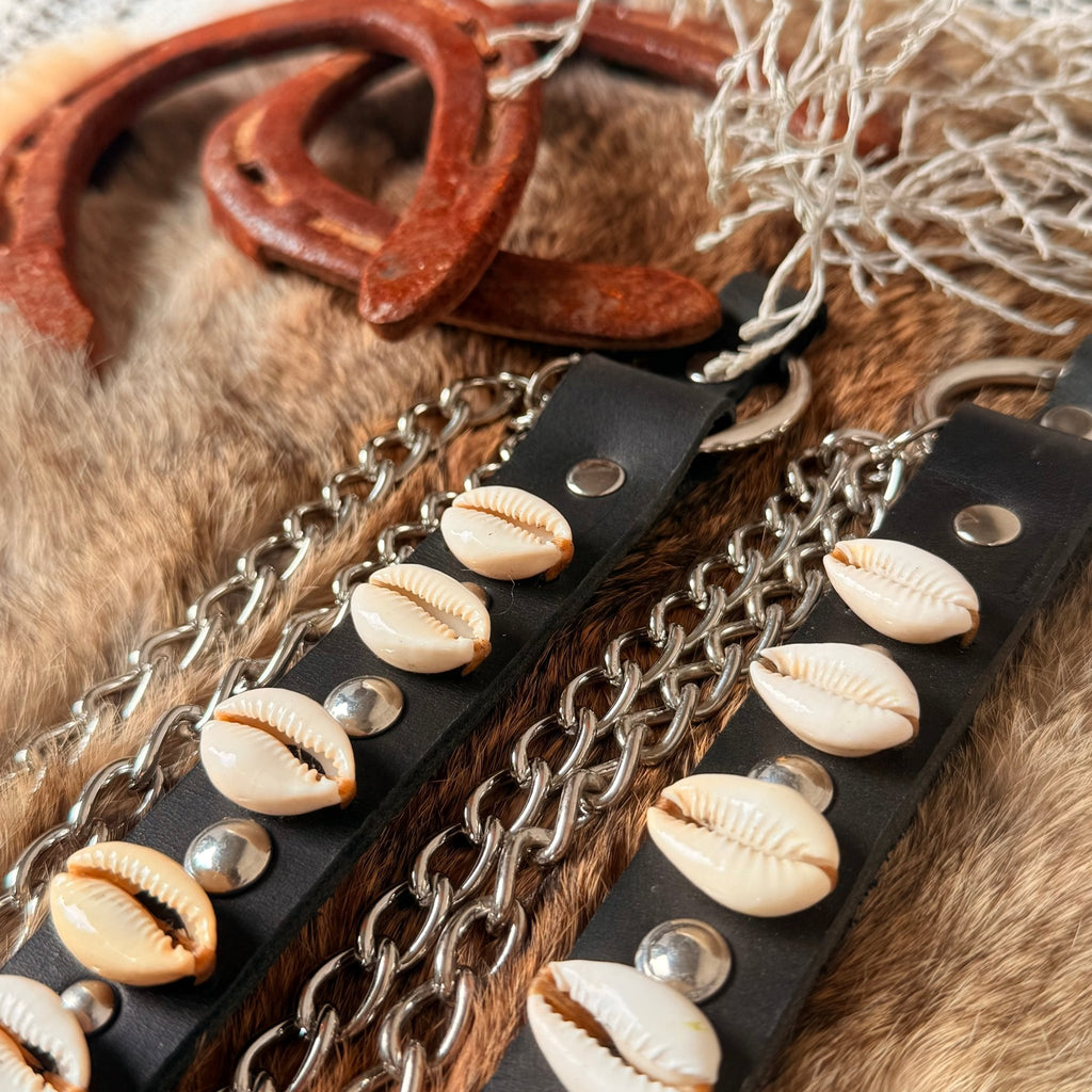 Black Artisan Leather Bootstraps - Hags & Hides